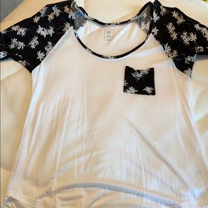 Me to We - palm tree pocket tee